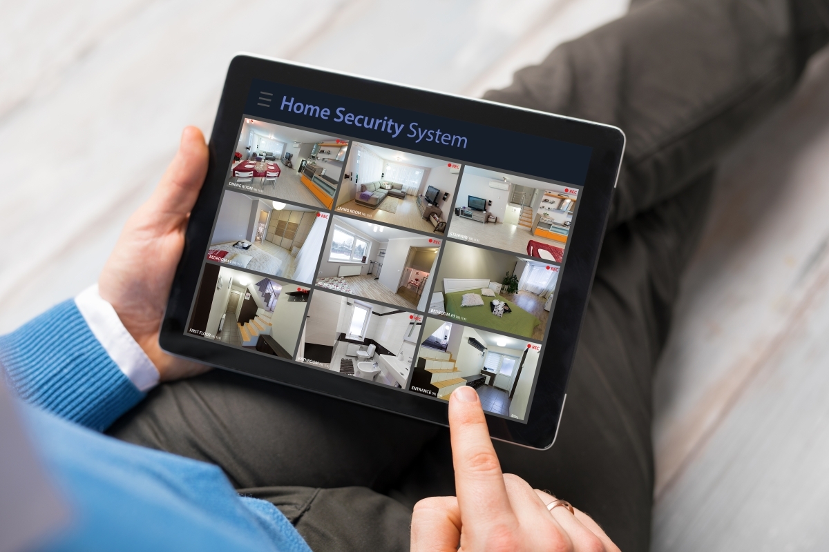 home security system monitor