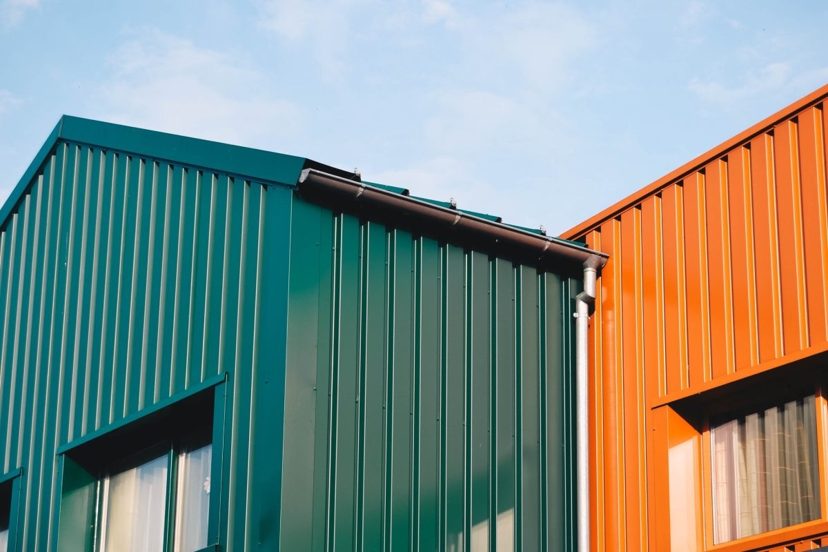 image showing houses with aluminum siding